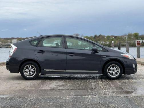 Gray 2010 Toyota Prius I