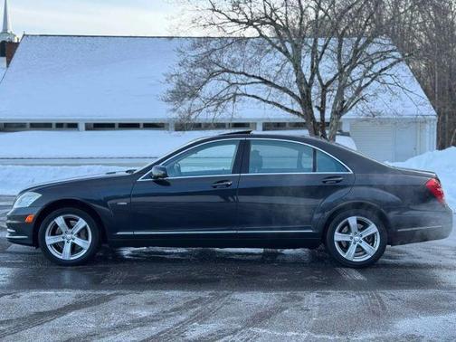 Black 2012 Mercedes-Benz S-Class S 550 4MATIC