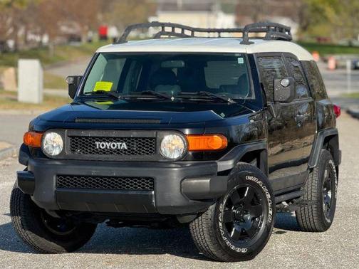 Black 2008 Toyota FJ Cruiser