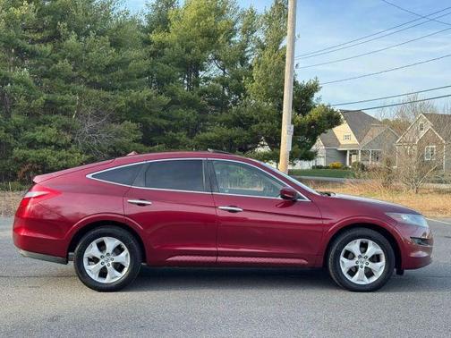 Burgundy 2010 Honda Accord Crosstour EX-L