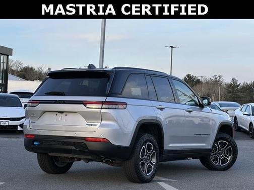 2024 Jeep Grand Cherokee 4xe Trailhawk