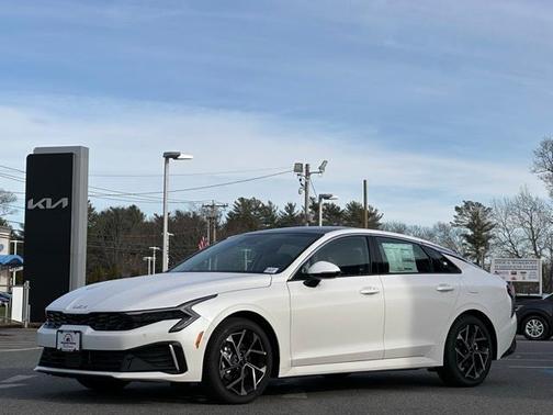 2025 Kia K5 EX