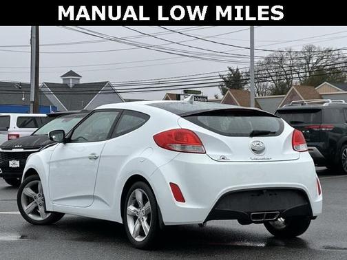 2013 Hyundai Veloster Base