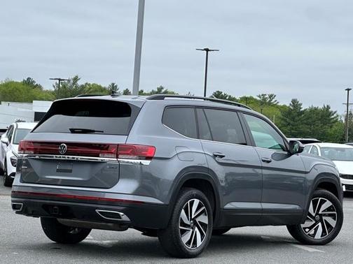 2025 Volkswagen Atlas 2.0T SE