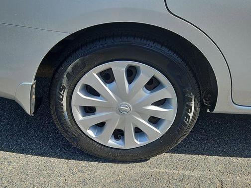 Brilliant Silver 2012 Nissan Versa 1.6 S