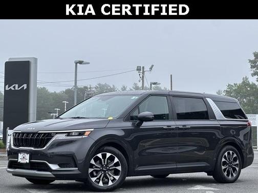 2024 Kia Carnival EX