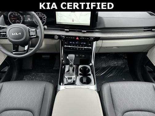 2024 Kia Carnival EX