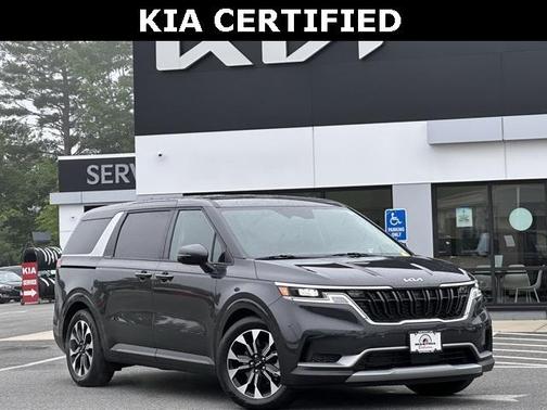2024 Kia Carnival EX