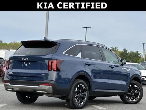 2024 Kia Sorento S