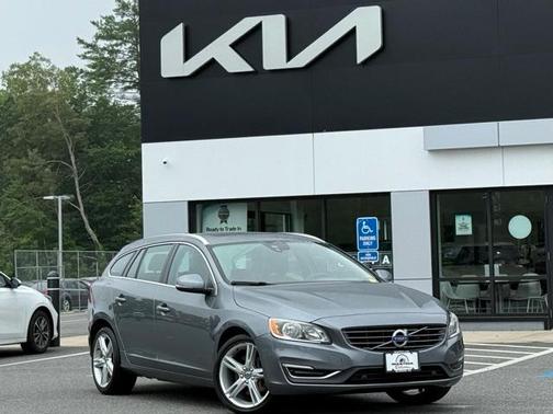 2017 Volvo V60 T5 Premier
