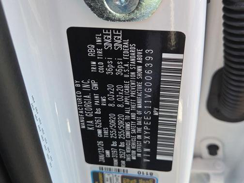 Glacial White Pearl 2027 Kia Telluride S