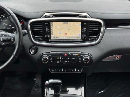 2018 Kia Sorento SX