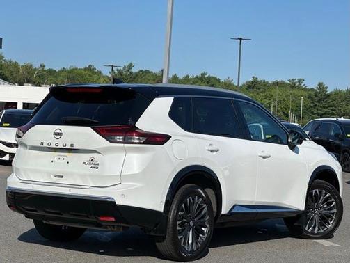 2024 Nissan Rogue Platinum