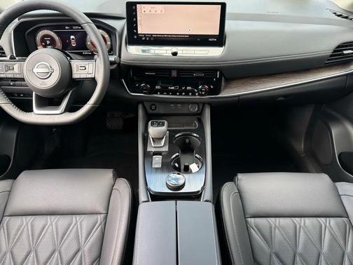 2024 Nissan Rogue Platinum