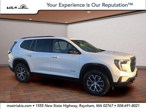 Summit White 2024 GMC Acadia AT4