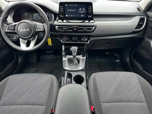 2023 Kia Seltos LX