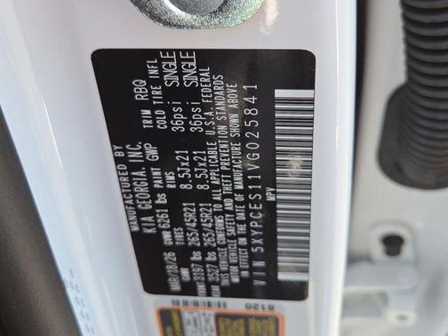 Glacial White Pearl 2027 Kia Telluride EX