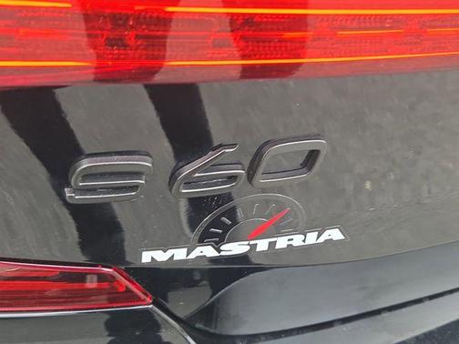 Blackstone 2019 Volvo S60 T6 R-Design