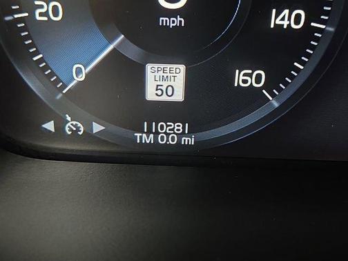 Blackstone 2019 Volvo S60 T6 R-Design