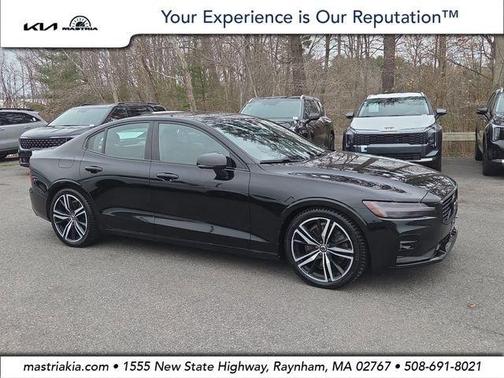 Blackstone 2019 Volvo S60 T6 R-Design