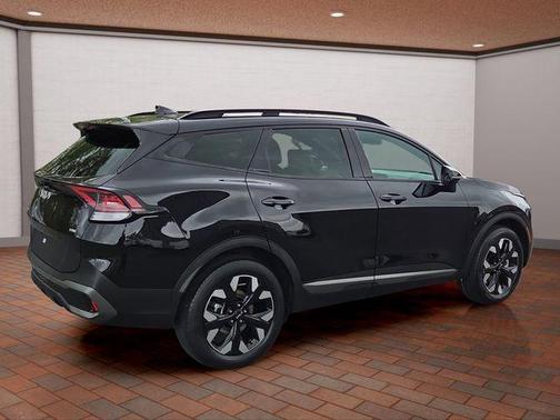 Ebony Black 2023 Kia Sportage X-Line