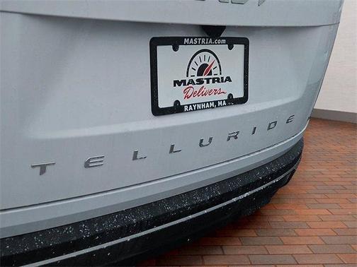 2027 Kia Telluride S