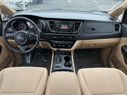 2016 Kia Sedona LX