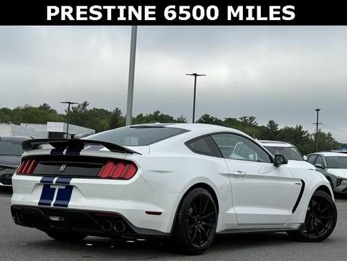 2016 Ford Shelby GT350 Base