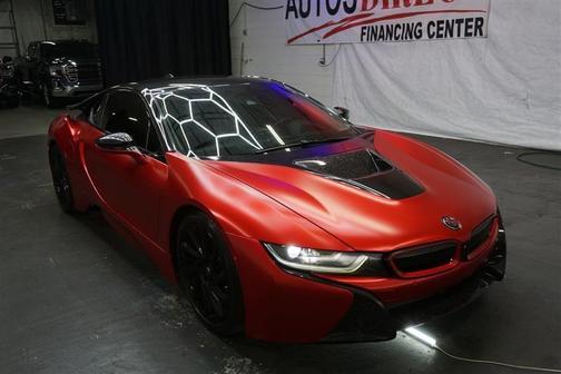 Photo 2 of 43 of 2015 BMW i8 Base