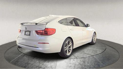 2017 BMW 330 Gran Turismo i xDrive