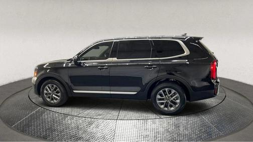 2024 Kia Telluride LX