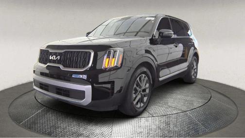 2024 Kia Telluride LX