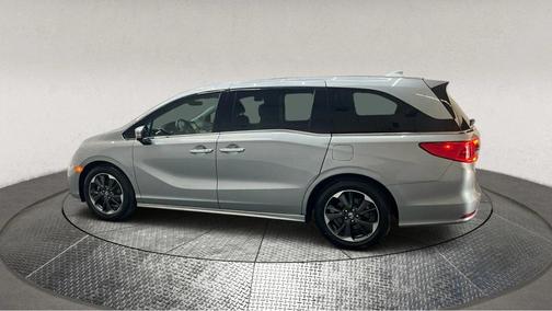2021 Honda Odyssey Elite