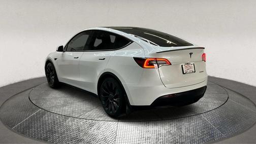 2023 Tesla Model Y Performance