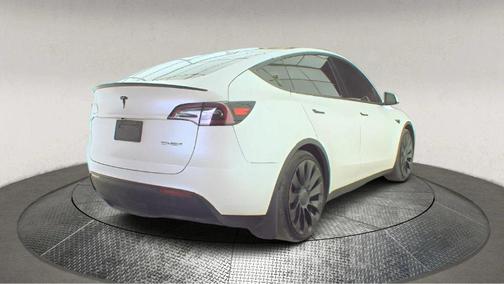 2023 Tesla Model Y Performance