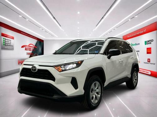 Super White 2020 Toyota RAV4 LE
