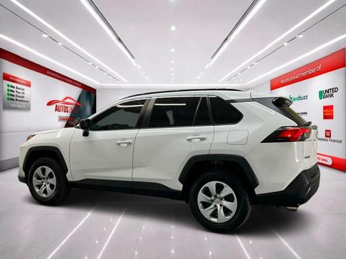 Super White 2020 Toyota RAV4 LE