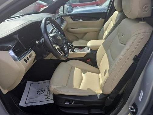 2017 Cadillac XT5 Base