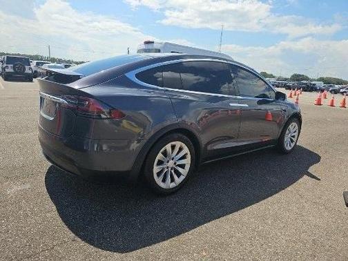2018 Tesla Model X 75D