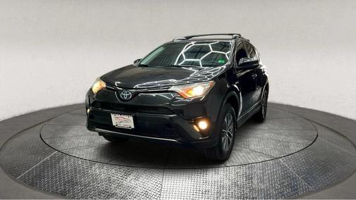 2018 Toyota RAV4 Hybrid XLE