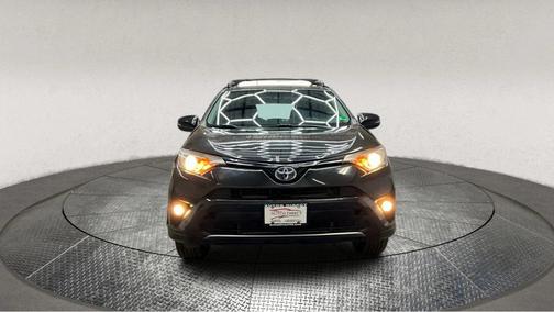 2018 Toyota RAV4 Hybrid XLE