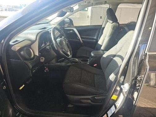 2018 Toyota RAV4 Hybrid XLE