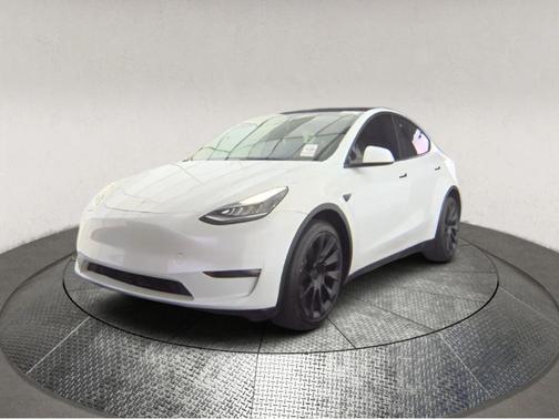 2022 Tesla Model Y Long Range