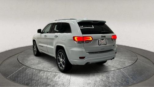 2020 Jeep Grand Cherokee Overland