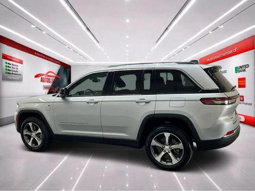 Silver Zynith 2023 Jeep Grand Cherokee 4xe Base