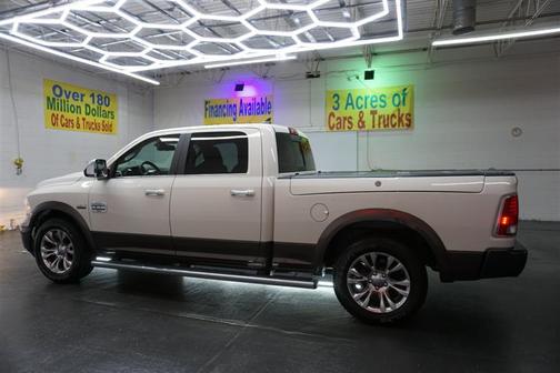 Photo 4 of 32 of 2018 RAM 1500 Longhorn