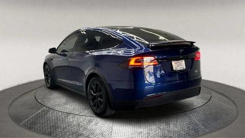2022 Tesla Model X Plaid