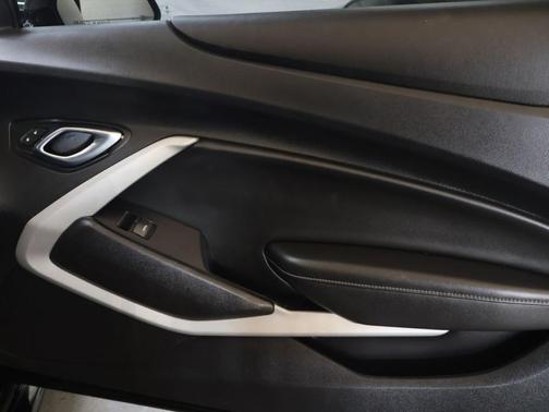 2021 Chevrolet Camaro LT1