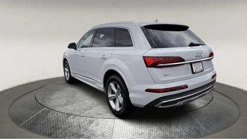 2020 Audi Q7 45 Premium