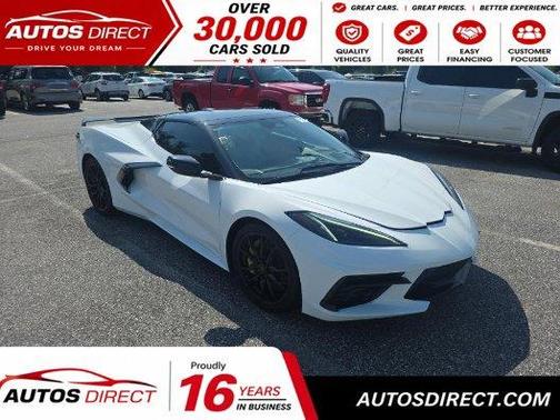 Arctic White 2024 Chevrolet Corvette Stingray w/3LT